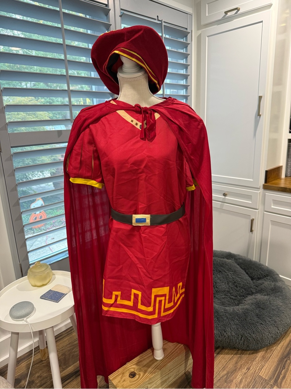 Lord Farrquad costume - size small